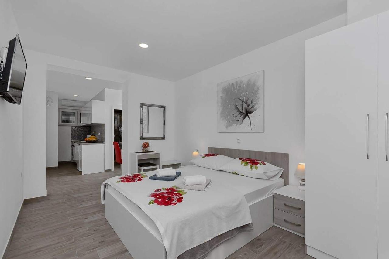 Apartman-Studio Meri Makarska Eksteriør billede