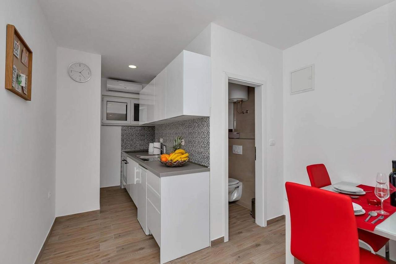 Apartman-Studio Meri Makarska Eksteriør billede
