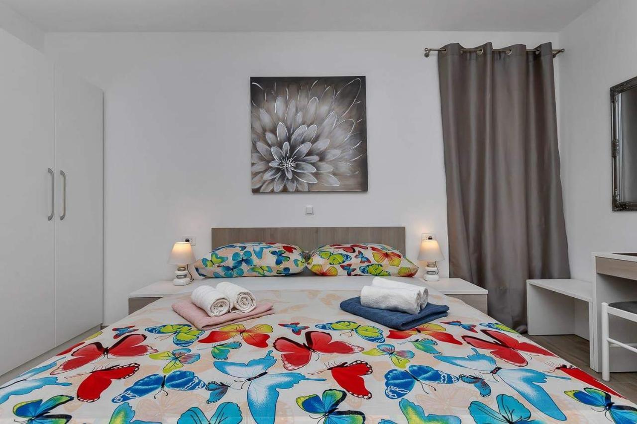 Apartman-Studio Meri Makarska Eksteriør billede